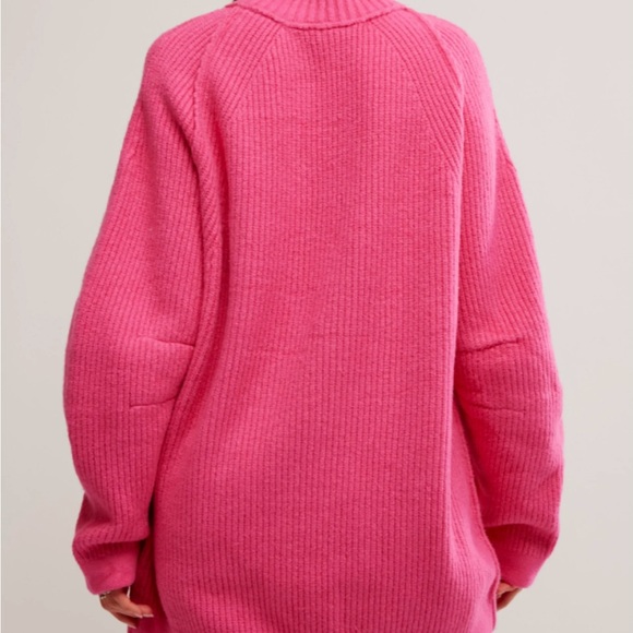 Valentine’s Day 1 Day Sale FREE PEOPLE Cozy Pink Women's Sweater - Picture 2 of 6
